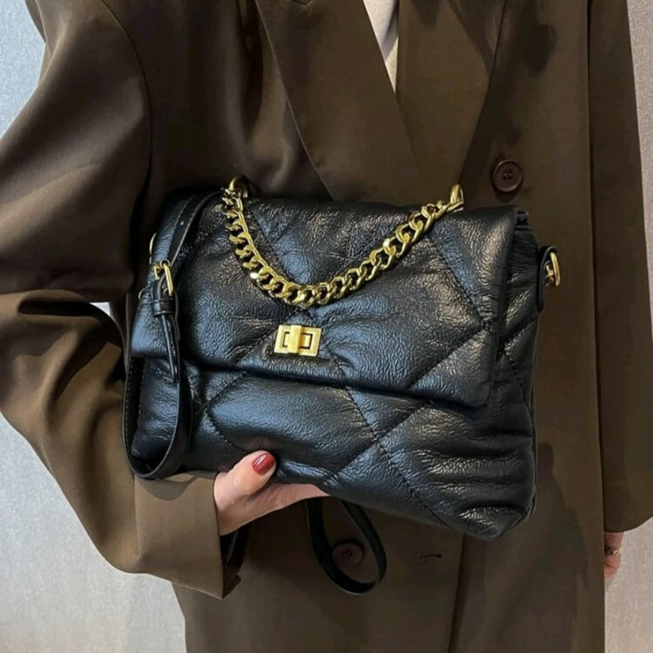 Classic Quilted Chain Body Bag