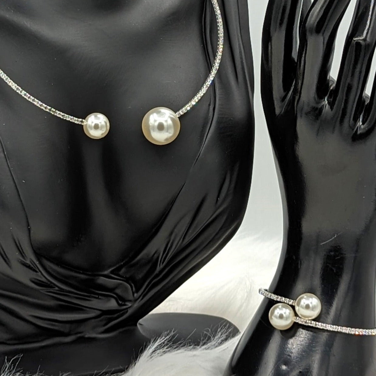 Pearl Open Choker set with matching Pearl Bangle