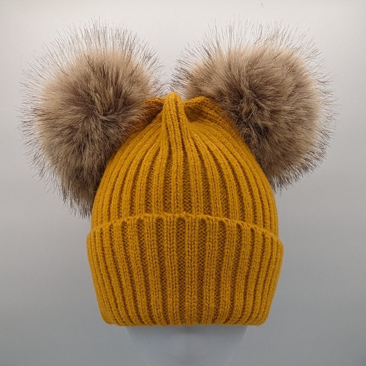 Wool Knit Pom Pom Beanie
