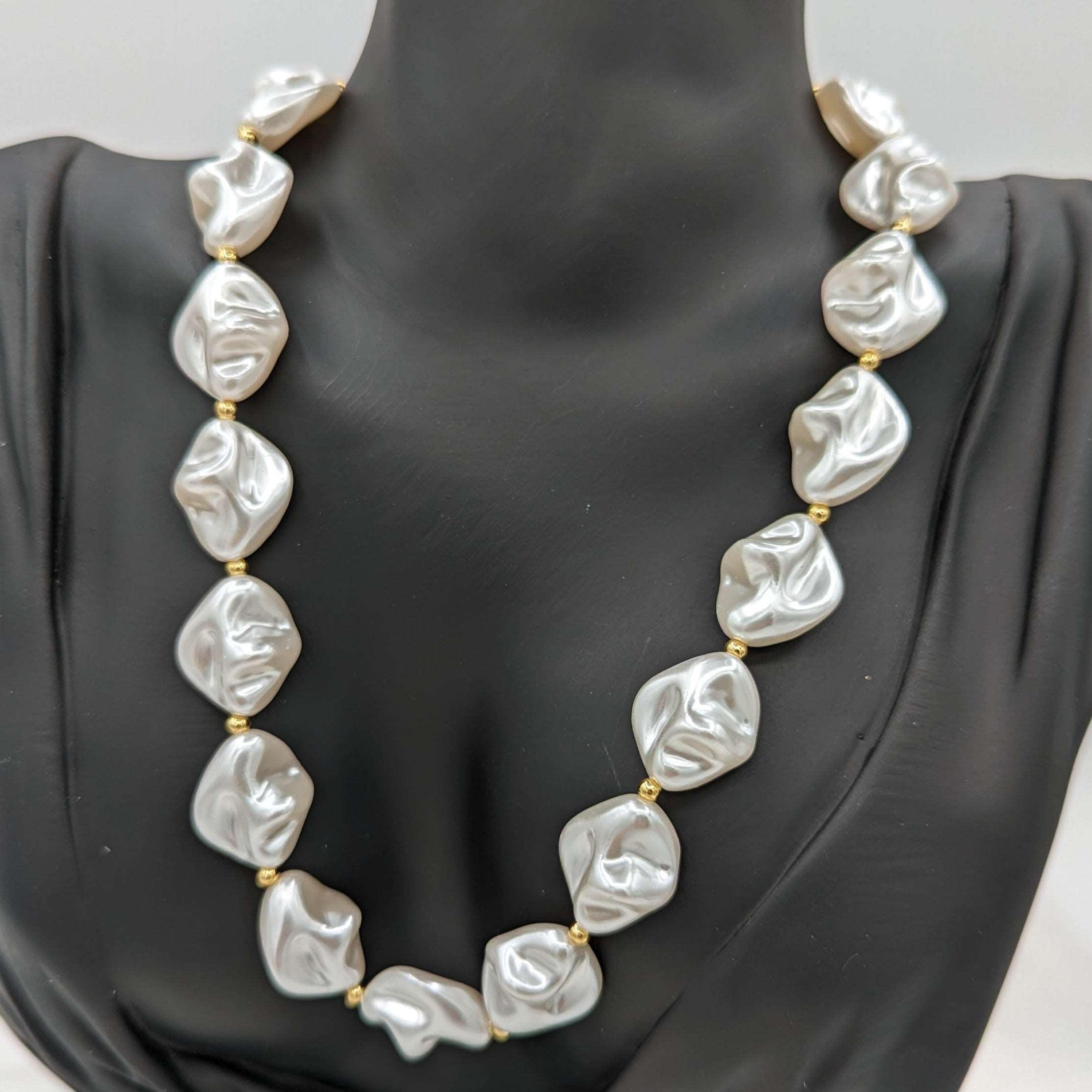 Baroque Pearl Necklace